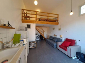 Gallery apartment with yard